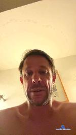 Zubwalker77 cam4 livecam show performer room profile