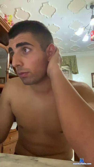 Gius2002 cam4 straight performer from Republic of Italy  