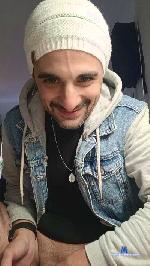 Peketon89 cam4 livecam show performer room profile