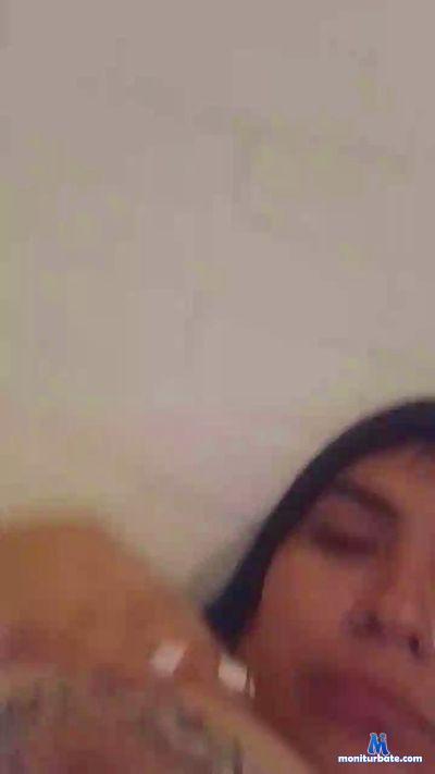 Besito_mojao cam4 straight performer from Republic of Chile  