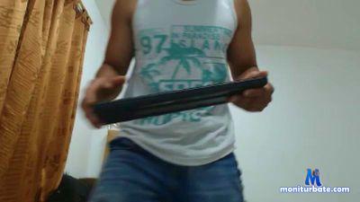kmkm81 cam4 gay performer from Japan  