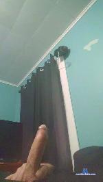 onmu cam4 livecam show performer room profile