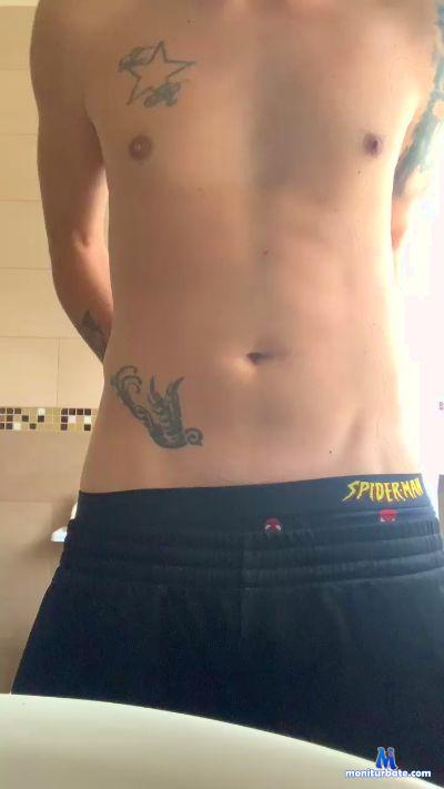 mrk913 cam4 bicurious performer from Republic of Italy  