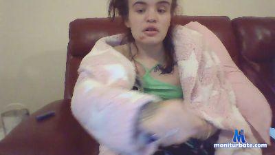 Chloe2746 cam4 straight performer from United Kingdom of Great Britain & Northern Ireland spanking anal pussy smoke striptease cute 