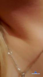 Elzakom cam4 livecam show performer room profile