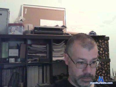 bresciano194 cam4 bisexual performer from Republic of Italy C2C masturbation amateur big 