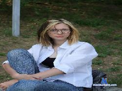 PollyGartrell cam4 live cam performer profile