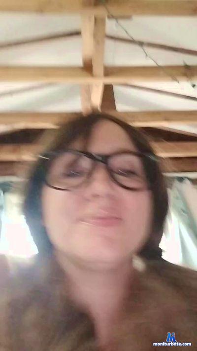 Miss_Vaughn cam4 bicurious performer from United States of America  