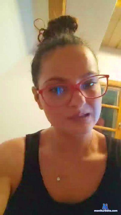 Clarissa2020 cam4 bisexual performer from Federal Republic of Germany hmm 