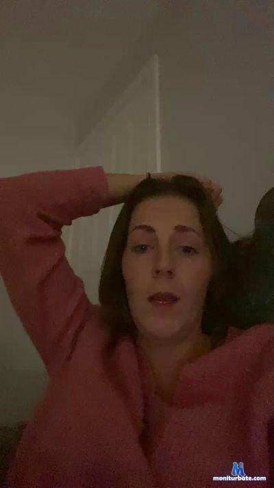 Pocket89 cam4 bisexual performer from United Kingdom of Great Britain & Northern Ireland  