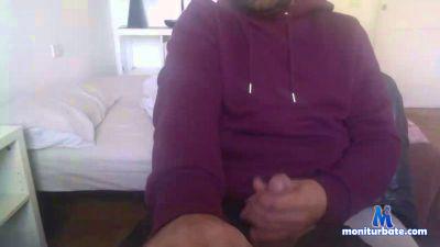 dylan20xl cam4 bisexual performer from Republic of Italy  