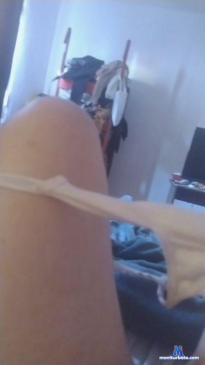 solcito35 cam4 bisexual performer from Argentine Republic  