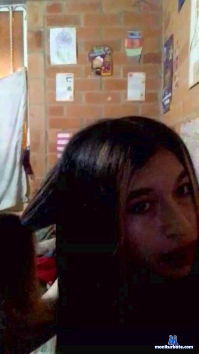 April_roth cam4 bicurious performer from Republic of Colombia  
