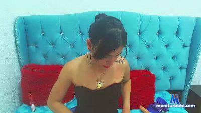 mollyambersj cam4 bicurious performer from United States of America deepthroat bigass striptease cute blowjob ass feet 