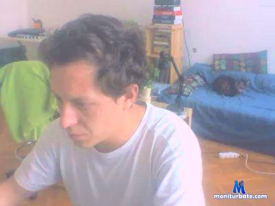 Lizard9249 cam4 straight performer from Hungary  