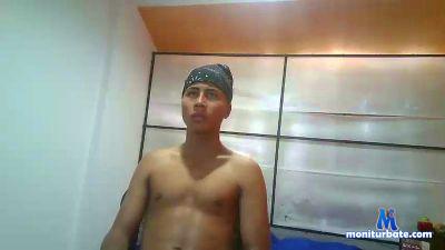 Hardd_to_kill cam4 bisexual performer from United States of America feet latino muscle cum bigcock rollthedice master 