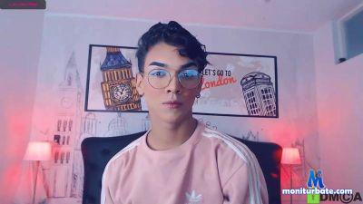 barbie_ferrer cam4 gay performer from Republic of Colombia new latina 