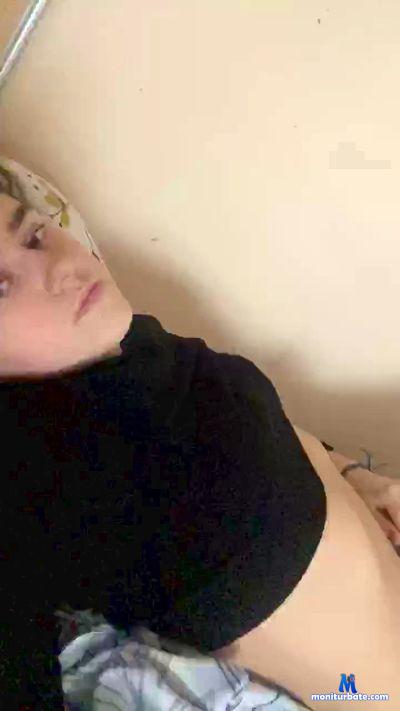 PinnkAliceX cam4 bisexual performer from Republic of Poland  
