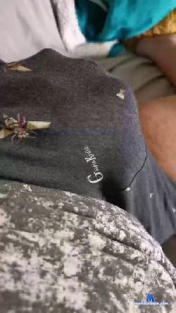 razvan05 cam4 live cam performer profile