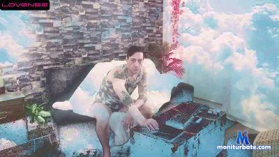 DerekAllenCa cam4 straight performer from Canada shall then 