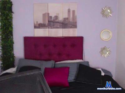 lildebb_sexy cam4 bisexual performer from United States of America  