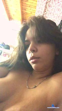 Pequenia cam4 live cam performer profile