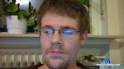 nakedboy2005 cam4 bisexual performer from Canada  