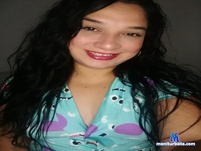 GRECIATHOMPSON cam4 bicurious performer from Republic of Colombia masturbation bigass armpits striptease anal feet pussy 