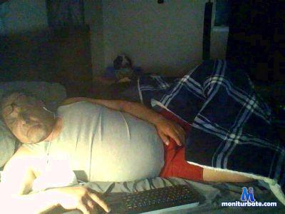 Akittylickr cam4 bisexual performer from United States of America  