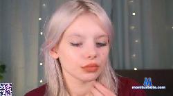 MerciaBuff cam4 live cam performer profile