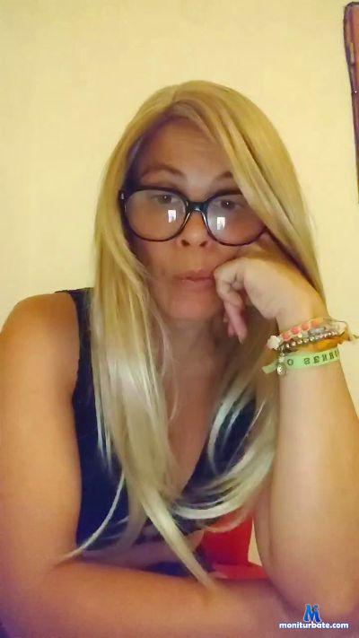 Calupink cam4 bicurious performer from Argentine Republic  