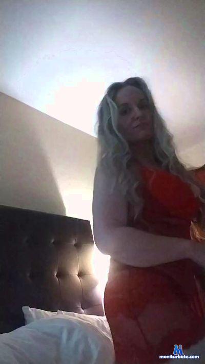 OU81ok cam4 bicurious performer from United States of America amateur feet ass pussy blowjob cum striptease 
