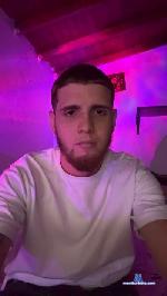 MatteoCross cam4 livecam show performer room profile