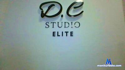 chriz_col cam4 bisexual performer from United States of America livetouch rollthedice 