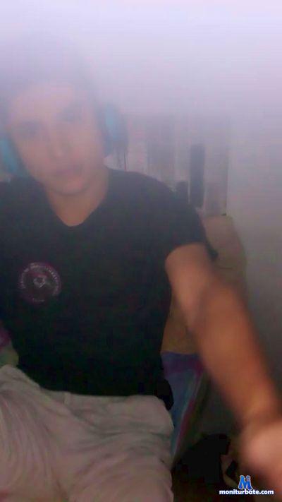 Alex18sroc cam4 straight performer from Bolivarian Republic of Venezuela  