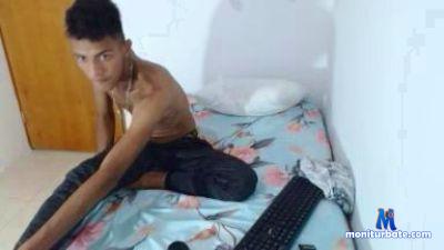 Mark__2021 cam4 bisexual performer from United States of America  