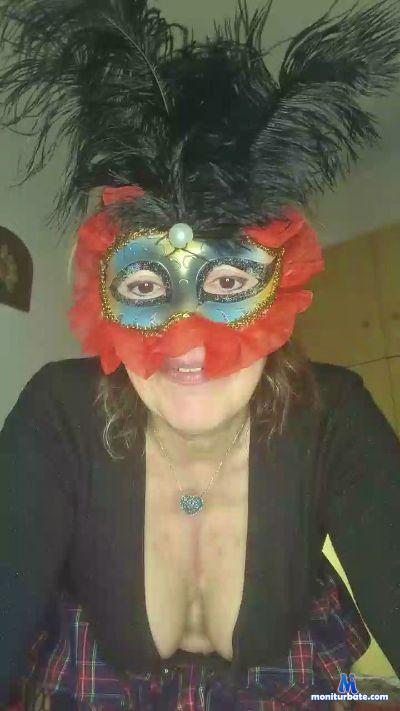 BLONDIE2307 cam4 bisexual performer from Republic of Italy  