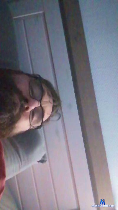 Kleiner3000 cam4 bisexual performer from Federal Republic of Germany  