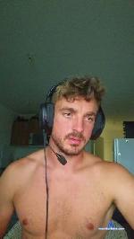 DiorInvictus cam4 livecam show performer room profile