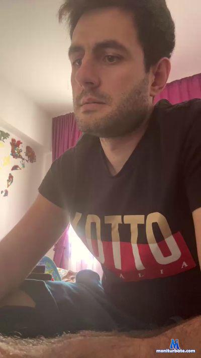 AlexTlNr01 cam4 straight performer from Republic of Italy pornstar 