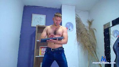 Matewandre cam4 bisexual performer from Republic of Colombia smoke amateur armpits cute cum masturbation C2C 
