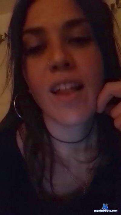 bellaHot6 cam4 bicurious performer from Argentine Republic  