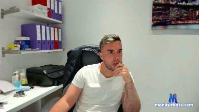 nandojfadiofja cam4 straight performer from United States of America  