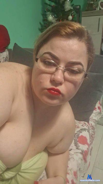 Nikoleadina cam4 bisexual performer from United Kingdom of Great Britain & Northern Ireland  