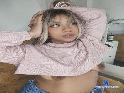 Kinkycummings cam4 live cam performer profile