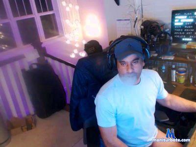 TennisGuy71 cam4 gay performer from United States of America cloudy native uncut party 