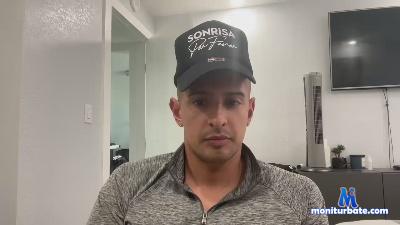 way2hornii cam4 bicurious performer from United States of America  
