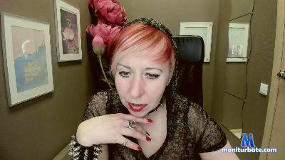 KittyLoveRc cam4 bisexual performer from United States of America rollthedice 