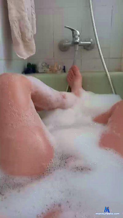 tremendo7786992 cam4 bicurious performer from Kingdom of Spain  
