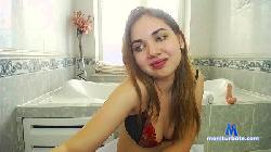 Leyahot cam4 live cam performer profile